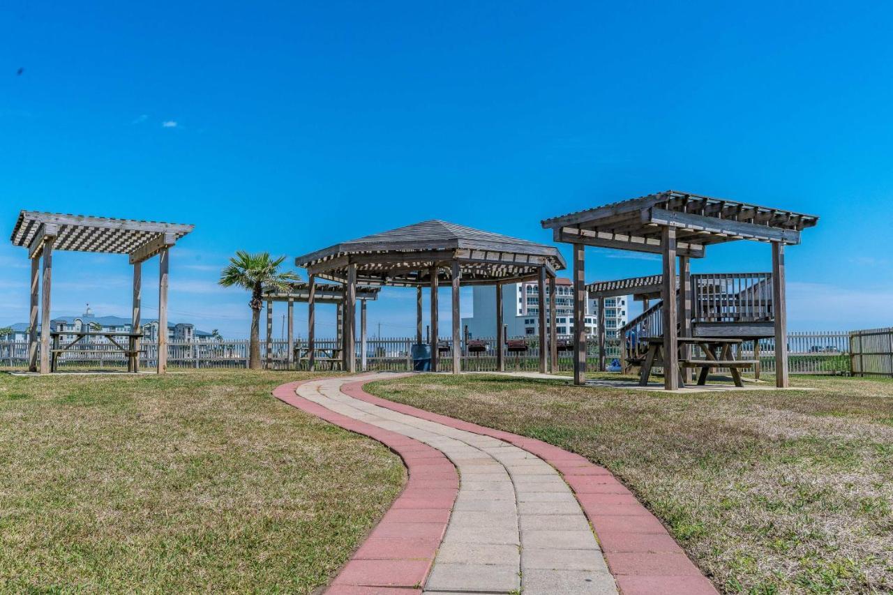 Steps To Pool And Beachamazing Views From Two Balconies Galveston Extérieur photo